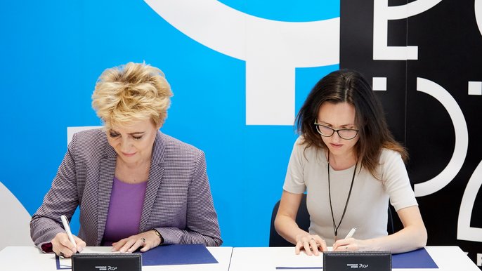 Hanna Zdanowska i Anna Głogowska-Balcerzak podpisały list intencyjny ws. realizacji projektu aktywizacji kobiet Hanna Zdanowska i Anna Głogowska-Balcerzak podpisały list intencyjny ws. realizacji projektu aktywizacji kobiet - fot. Sebastian Glapiński / UMŁ