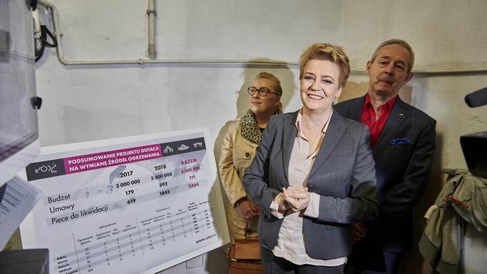 W budynku przy al. Piłsudskiego 67 wymieniono 156 pieców, przyłączając się jednocześnie do miejskiej sieci ciepłowniczej W budynku przy al. Piłsudskiego 67 wymieniono 156 pieców, przyłączając się jednocześnie do miejskiej sieci ciepłowniczej - fot. Radosław Jóźwiak / UMŁ